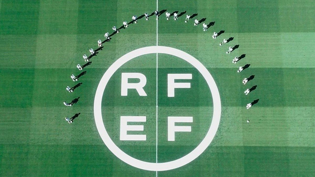 logo de la real federacion española de futbol