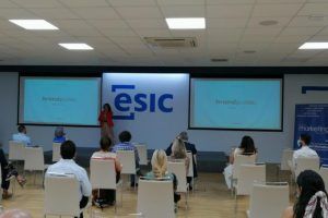 Día del Branding ESIC Sevilla y Cristina Vicedo (Aebrand)